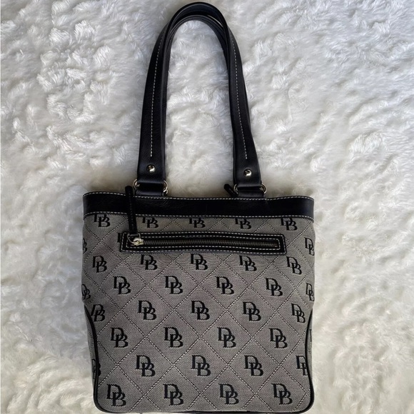 Vintage Dooney & Bourke Gabriella Logo Quilt Bag Black Grey Purse Shoulder Bag - Picture 3 of 14